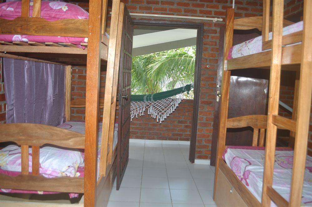 Hostel Porto Beach Порту-де-Галиньяш Экстерьер фото