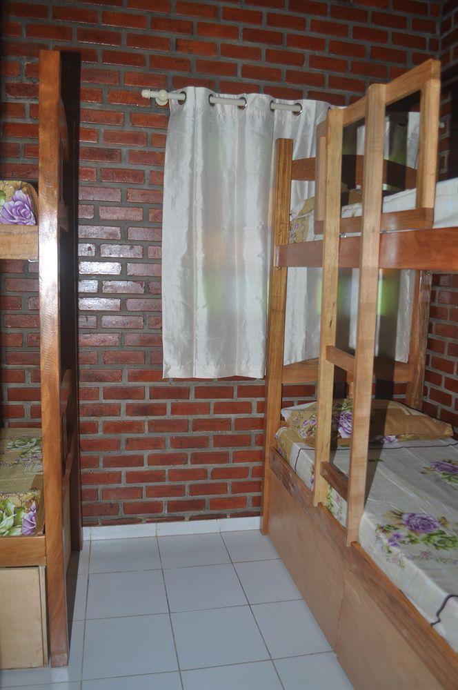 Hostel Porto Beach Порту-де-Галиньяш Экстерьер фото